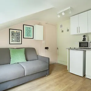 Apartment Rent A - Cosy Paris
