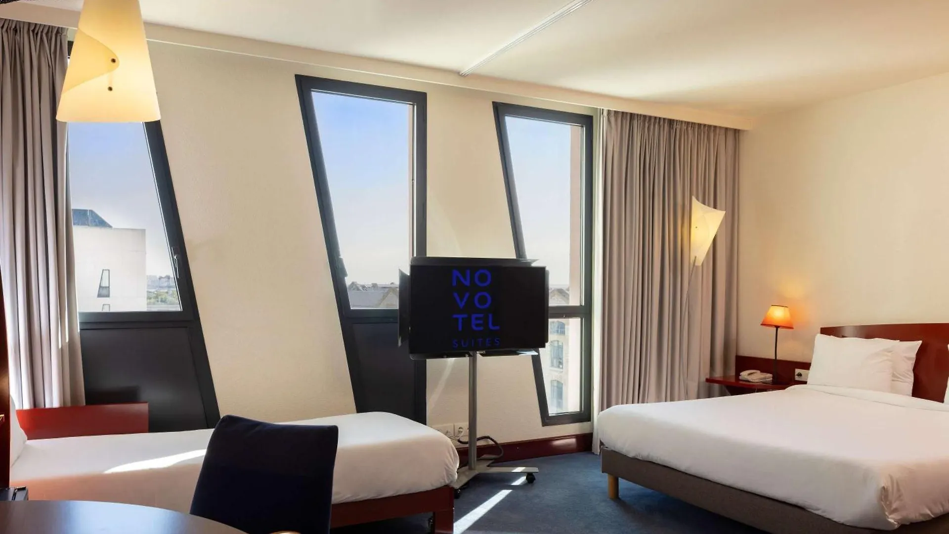 Novotel Suites Marseille Centre Euromed Hotel