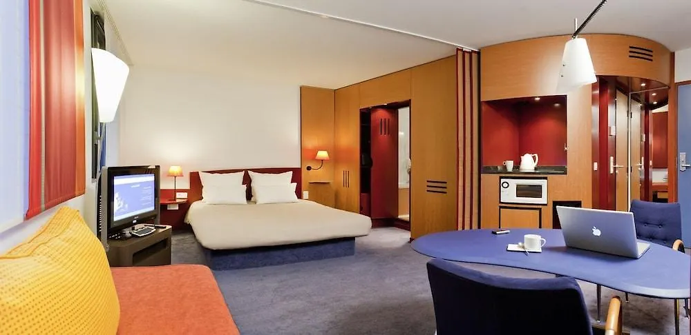 Hotel Novotel Suites Marseille Centre Euromed