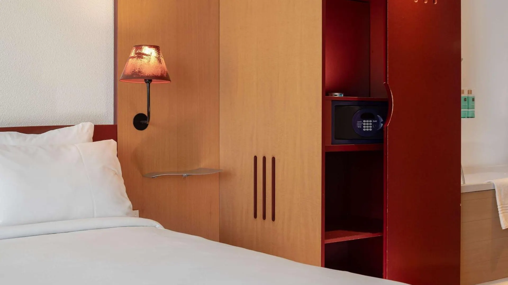 Hotel Novotel Suites Marseille Centre Euromed