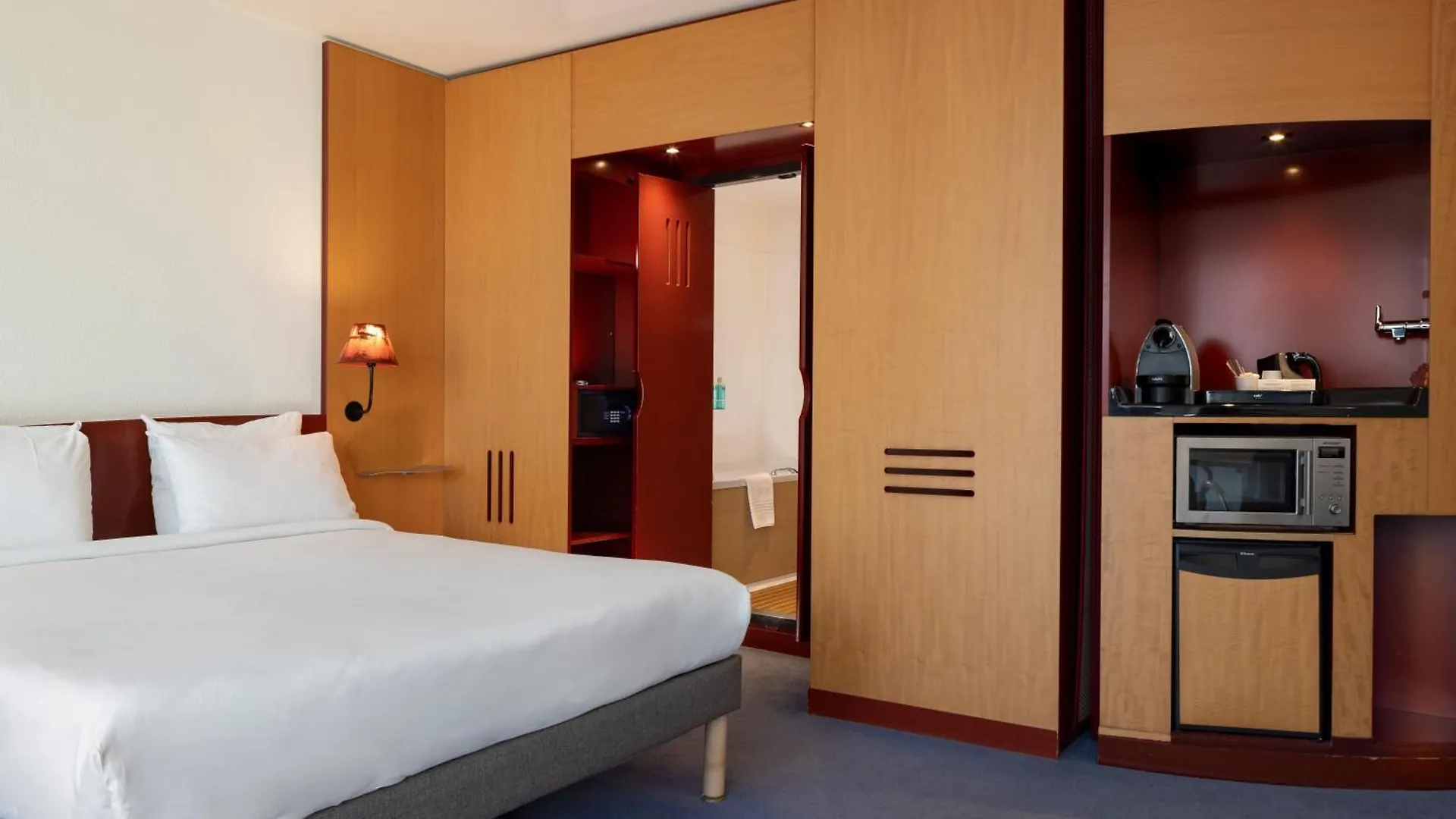 Hotel Novotel Suites Marseille Centre Euromed
